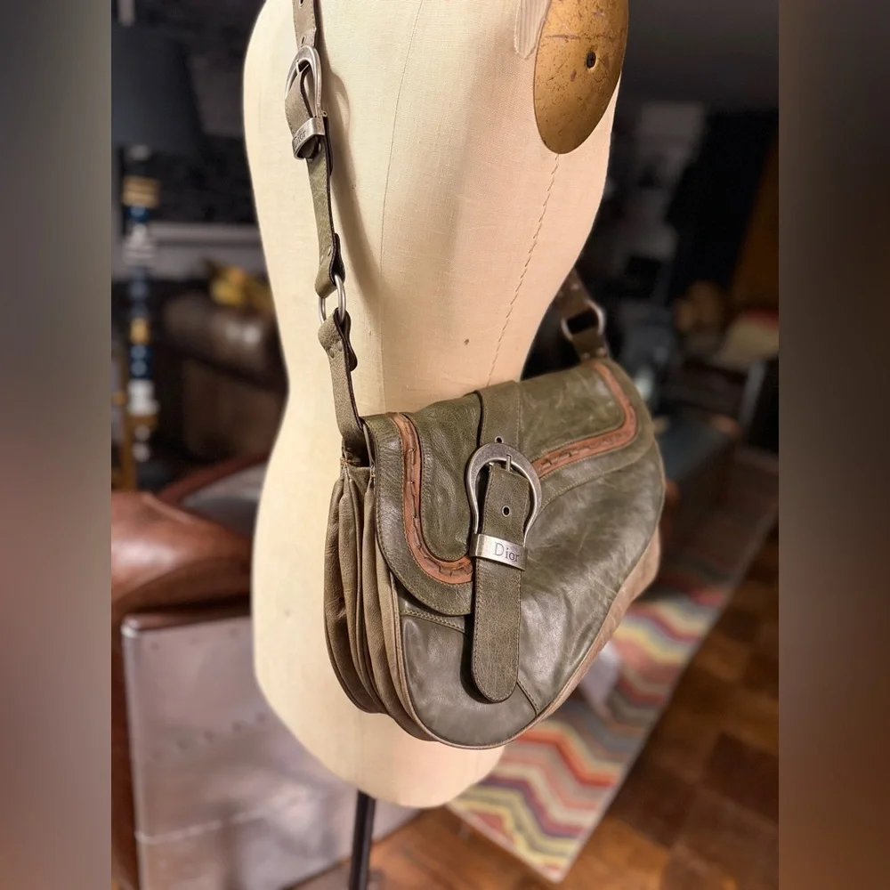 DIOR GAUCHO SADDLE  LARGE HANDBAG Limited edition color - Picture 2 of 15